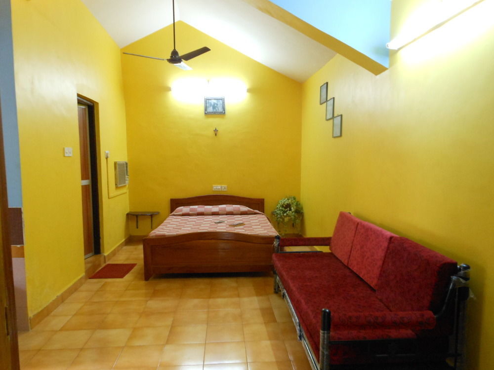 Jes Guest House Majorda Extérieur photo