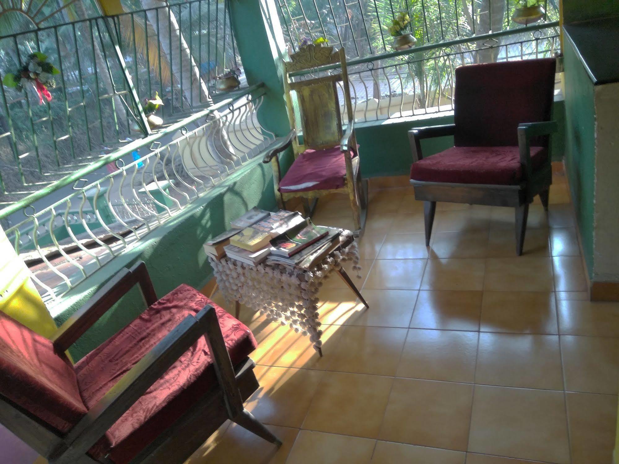 Jes Guest House Majorda Extérieur photo